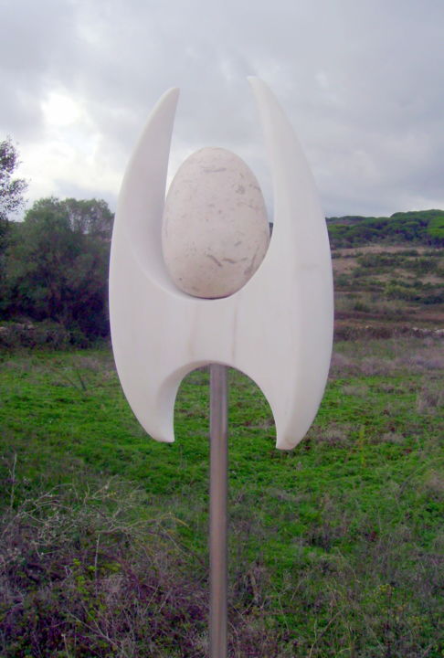Sculpture titled "Fruto do prazer II" by Nicolau Campos, Original Artwork, Stone