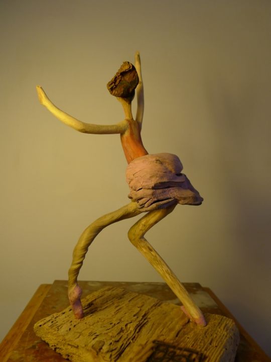 Skulptur mit dem Titel "p1040241-600x800.jpg" von Nicole Agoutin, Original-Kunstwerk