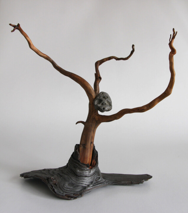 Sculpture intitulée "Nightingale the Rob…" par Nikita Nef, Œuvre d'art originale, Bois