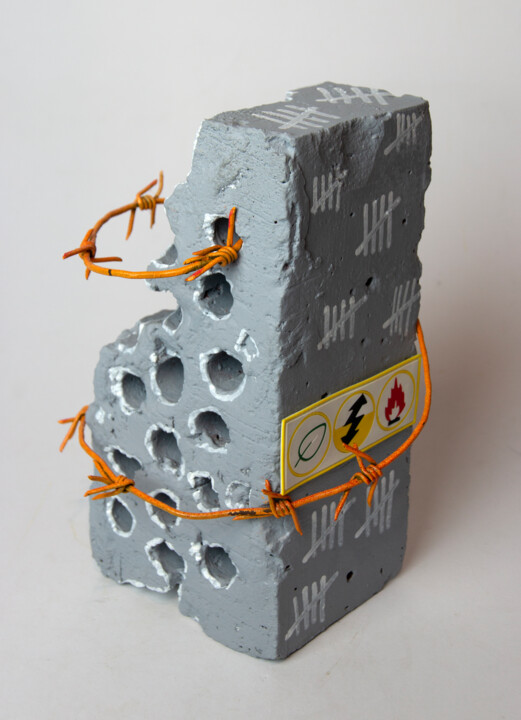 Skulptur mit dem Titel "BLOCK #7" von Nikita Nef, Original-Kunstwerk, Acryl