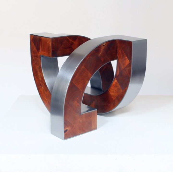 Sculpture titled "surround" by Nikolaus Weiler, Original Artwork, Metals