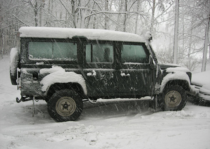 Photography titled "Land Rover Defender" by Nikolay Biryukov, Original Artwork, Digital Photography