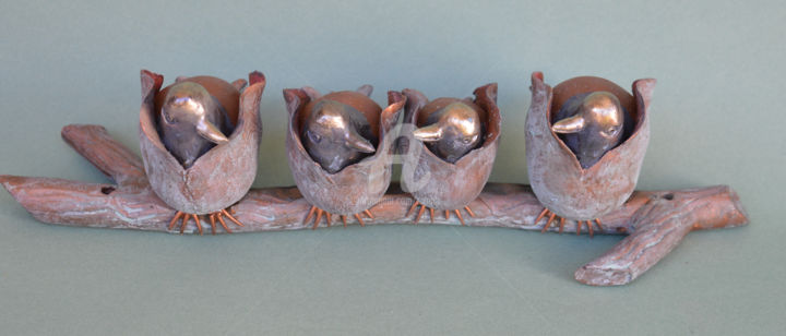 Sculpture intitulée "Tak met 4 vogeltjes" par Martin Langezaal, Œuvre d'art originale, Argile