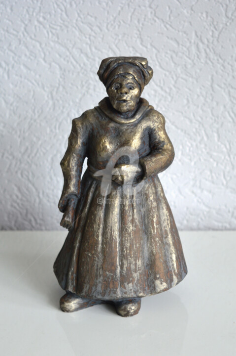 Sculpture titled "Boerenvrouw" by Martin Langezaal, Original Artwork, Ceramics