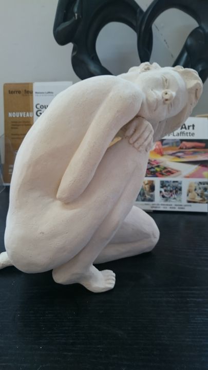 Rzeźba zatytułowany „Nue accroupie” autorstwa Chrysanthou, Oryginalna praca