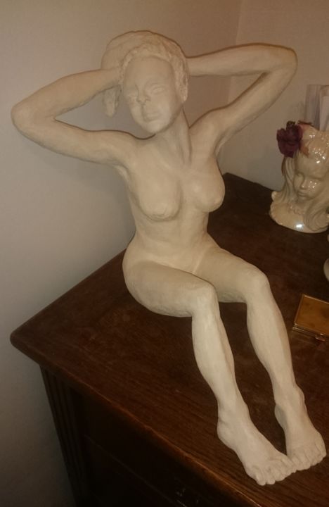 Sculpture titled "Sortie du bain" by Chrysanthou, Original Artwork, Clay