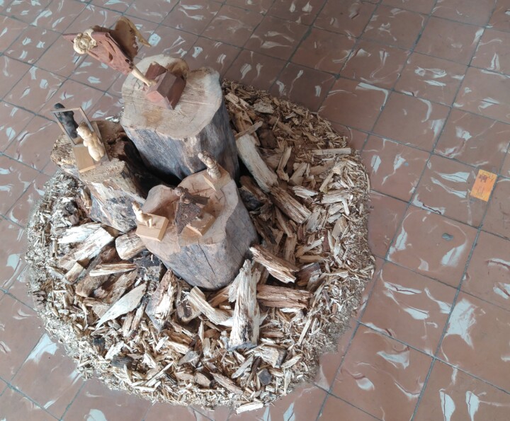 Sculpture titled "Destierro" by Noel Castillo López, Original Artwork, Wood