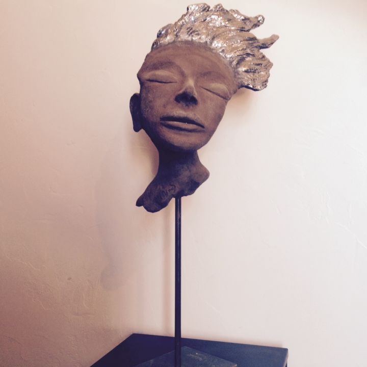 Sculpture titled "Néréide" by Noëlle Rious, Original Artwork, Clay