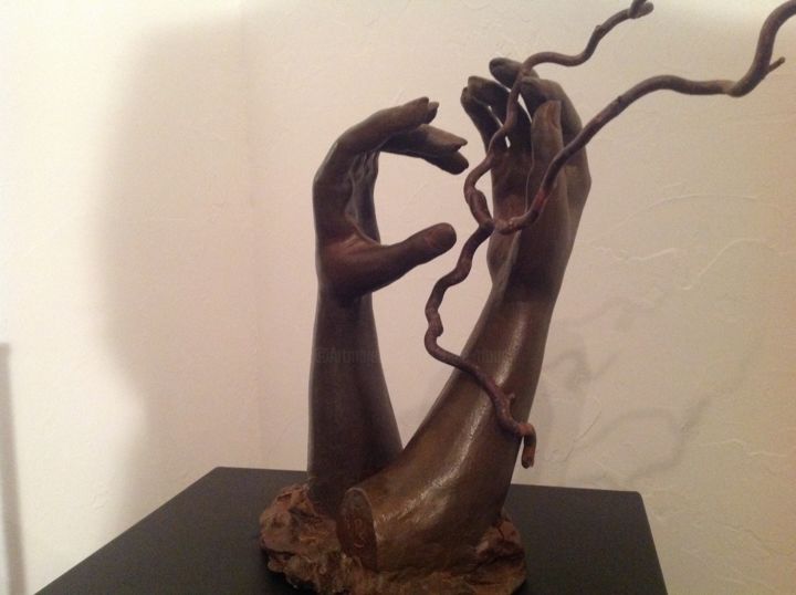 Sculpture intitulée "Jeu-de-mains" par Noëlle Rious, Œuvre d'art originale