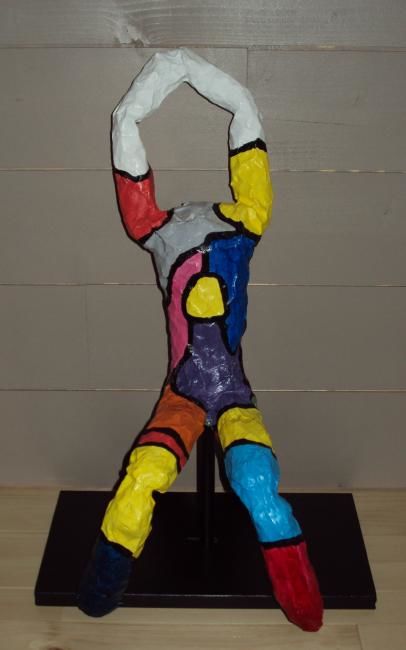 Sculpture intitulée "Humain" par Romain Challe, Œuvre d'art originale, Papier