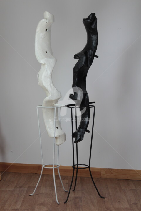 Skulptur mit dem Titel "joug contre joug" von Odélo, Original-Kunstwerk, Holz