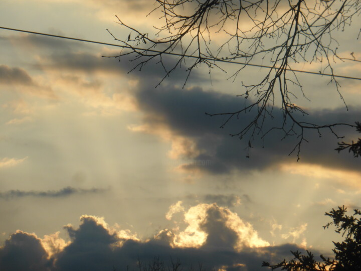 Photographie intitulée "La fin du jour nuag…" par Odilon Talbot, Œuvre d'art originale, Photographie numérique