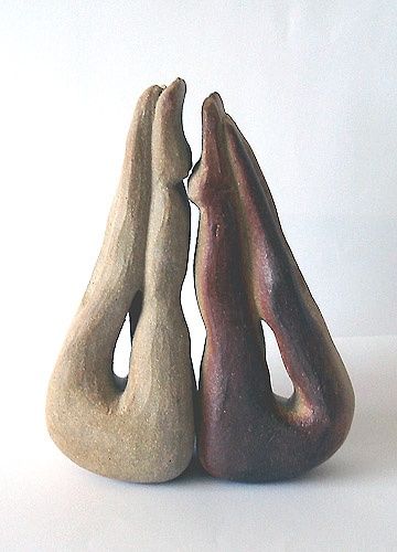 Sculptuur getiteld ""Streching the legs"" door Mikala Lykke, Origineel Kunstwerk