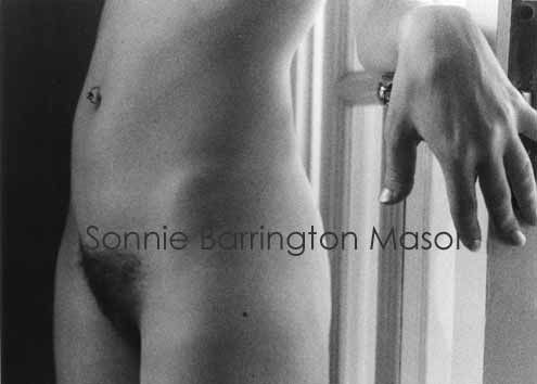 Фотография под названием "Untitled Female Nude" - Oggi Ogburn, Подлинное произведение искусства