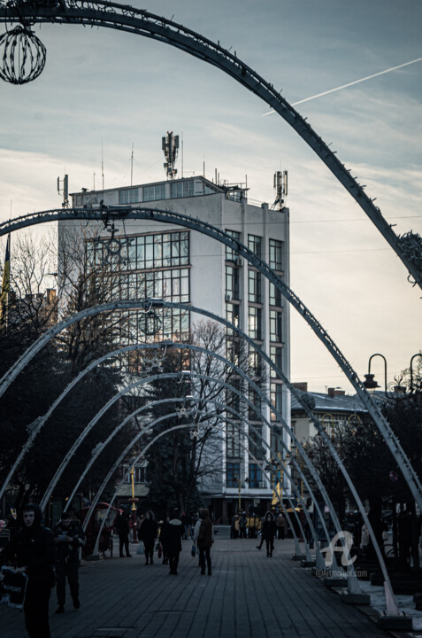 Fotografía titulada "Un monument de vie" por Oleg Andrienko, Obra de arte original, Fotografía digital