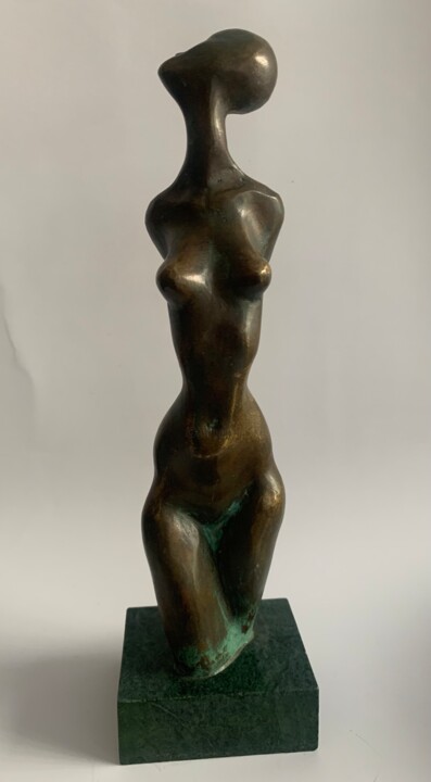 Sculpture titled "Девушка" by Oleg Putilin, Original Artwork, Bronze