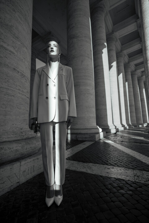Photographie intitulée "Columns" par Letis, Œuvre d'art originale, Photographie numérique