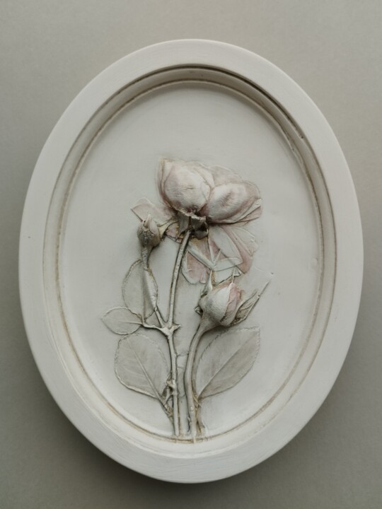 Sculpture intitulée "Роза" par Olga Buzmakova, Œuvre d'art originale, Plâtre