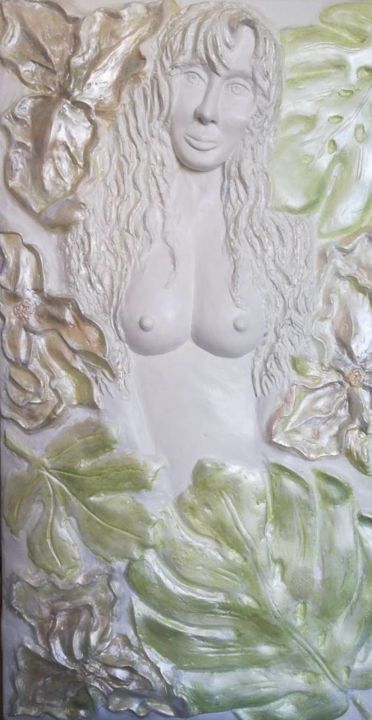 Skulptur mit dem Titel "The Bas-Relief Girl…" von Sierova Olha, Original-Kunstwerk, Beton