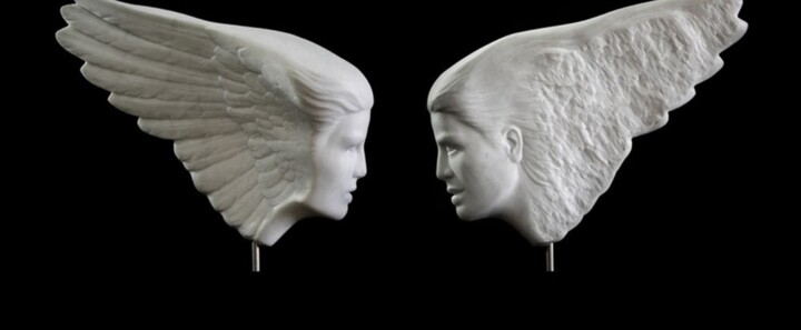 Matériaux précieux dans l'art contemporain : bronze, verre et marbre