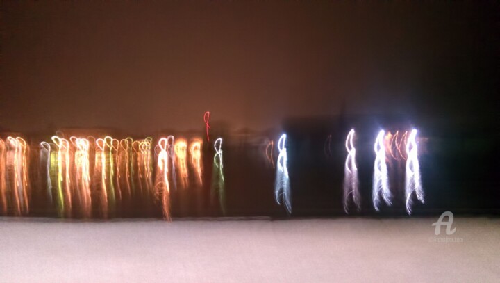 Photography titled "Dancing lights  #1" by Olivia Appelius, Original Artwork, Light Painting