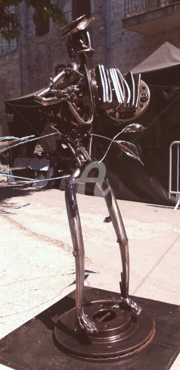 Sculpture intitulée "l'accordeoniste" par Olivier Lecourtois, Œuvre d'art originale, Métaux