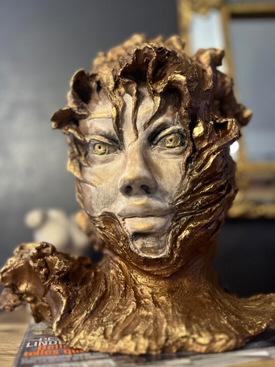 Sculpture intitulée "Xena" par Orane Verdier, Œuvre d'art originale, Argile