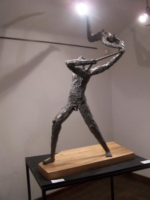 Sculpture intitulée ""Una vuelta más"" par Oscar Brocos, Œuvre d'art originale, Métaux