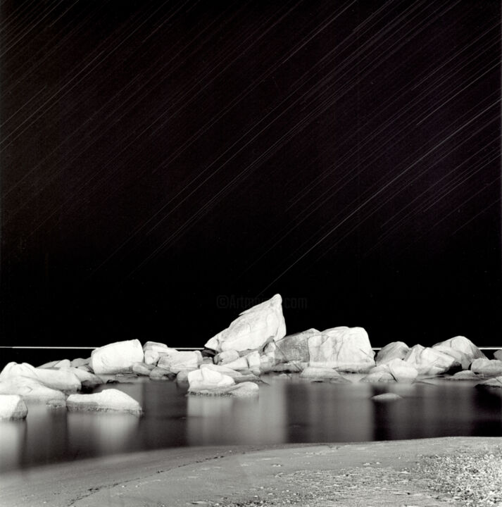 Photography titled "White stones #2" by Aleksandr Osokin, Original Artwork, Analog photography