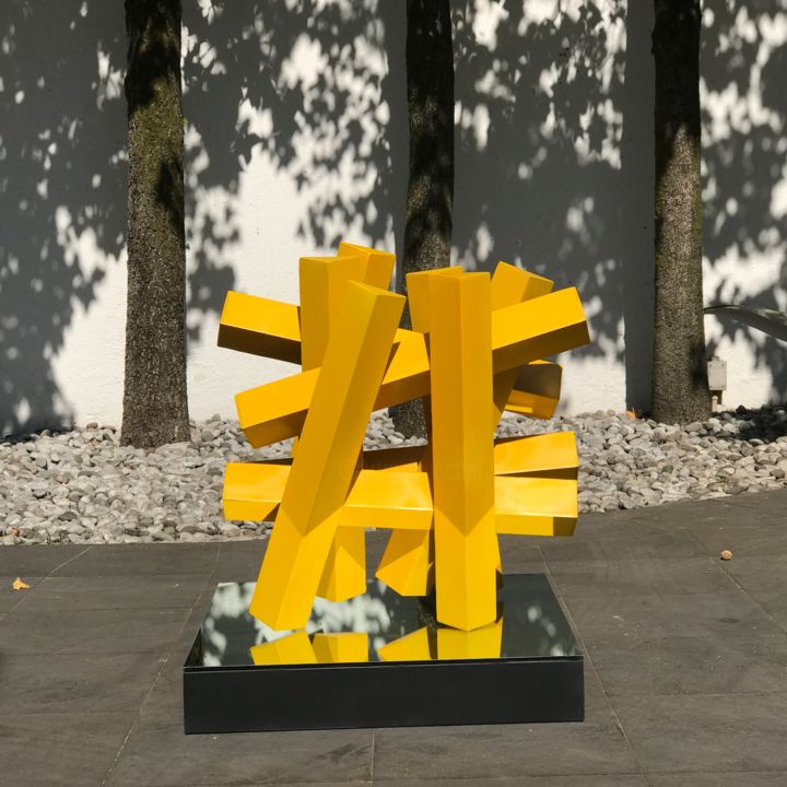 Sculpture,  27,6x27,6 in 