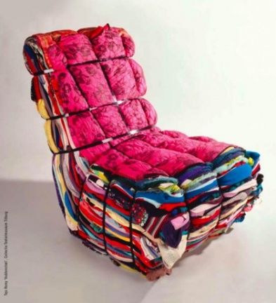 Installation titled "Sofa con recuperaci…" by Pacori, Original Artwork