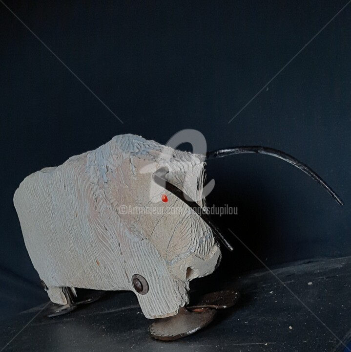 Escultura titulada ""β corne"" por Pagès Du Pilou, Obra de arte original, Piedra