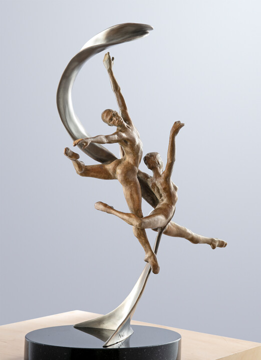 Escultura titulada "Ballet Internationa…" por Paige Bradley, Obra de arte original, Bronce