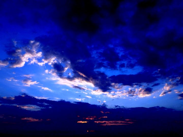 Photography titled "Evening clouds" by Pakokante, Original Artwork