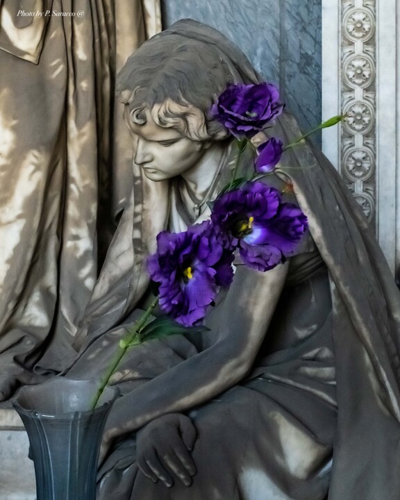 Photographie intitulée "Girl with flowers" par Paolo Saracco, Œuvre d'art originale, Photographie numérique