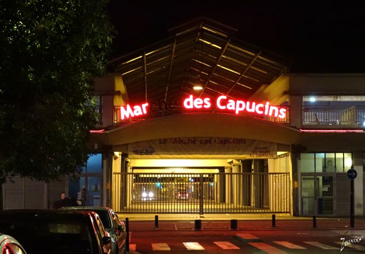 Photographie intitulée "Marché des Capucins" par Zeuxiss, Œuvre d'art originale