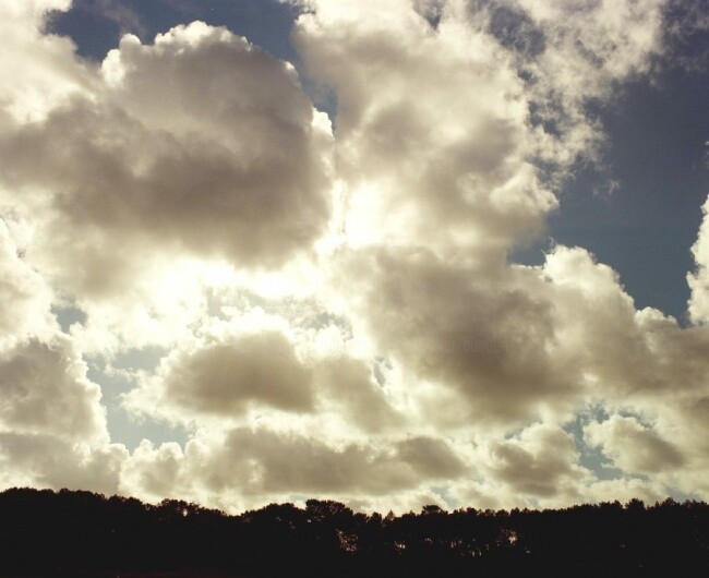 Photography titled "cloudy day" by Pascal Senequier Buquen, Original Artwork