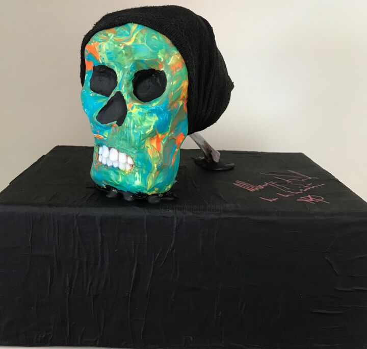 Escultura titulada "The rapper skull" por Pascale De Iudicibus, Obra de arte original, Terracota