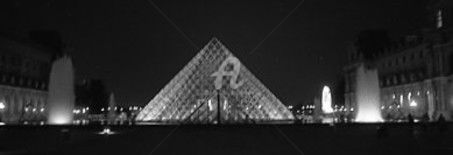 Photography titled "Paris-Le Louvre" by Pascaline, Original Artwork, Analog photography