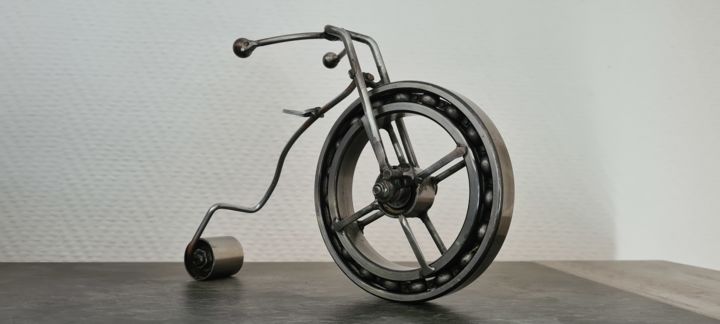 Sculpture titled "Sculpture Vélo 1840" by Pat, Original Artwork, Metals