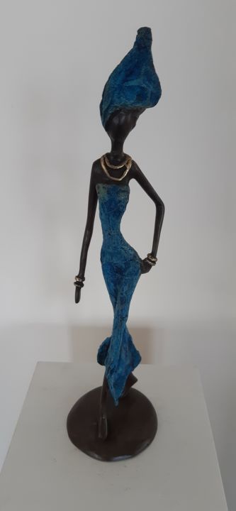 Scultura intitolato "Afrikanmeisje 2" da Patrice Balma, Opera d'arte originale, Bronzo