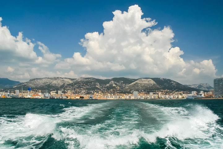 Photography titled "Le port de Toulon e…" by Patrice Corbin, Original Artwork, Digital Photography