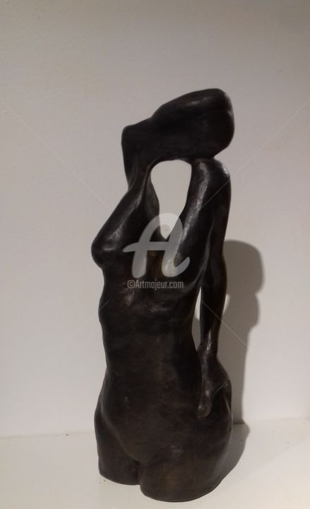 Sculpture titled "Black in Blues" by Olympe/Patricia Dubois, Original Artwork, Terra cotta