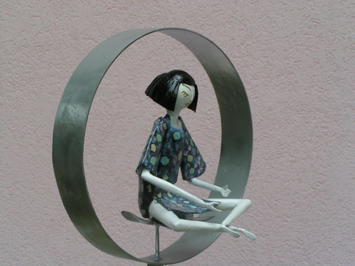 Skulptur mit dem Titel "zen attitude.jpg" von Patrick Dupont, Original-Kunstwerk