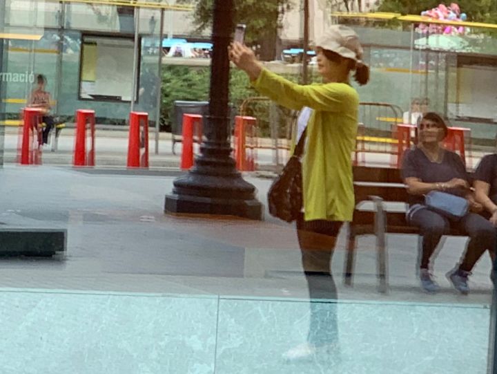 Photographie intitulée "dépassé par son ima…" par Paul Yves Poumay, Œuvre d'art originale,