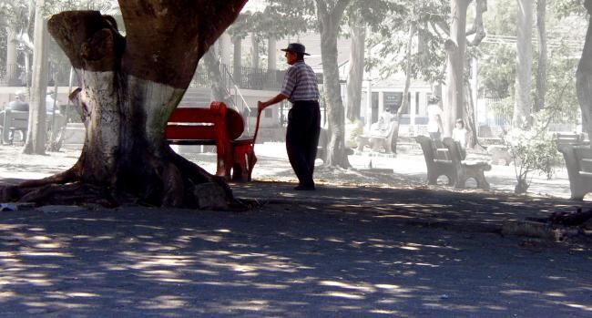 Photography titled "old-man-park-red-be…" by Pedro De La Montaña, Original Artwork