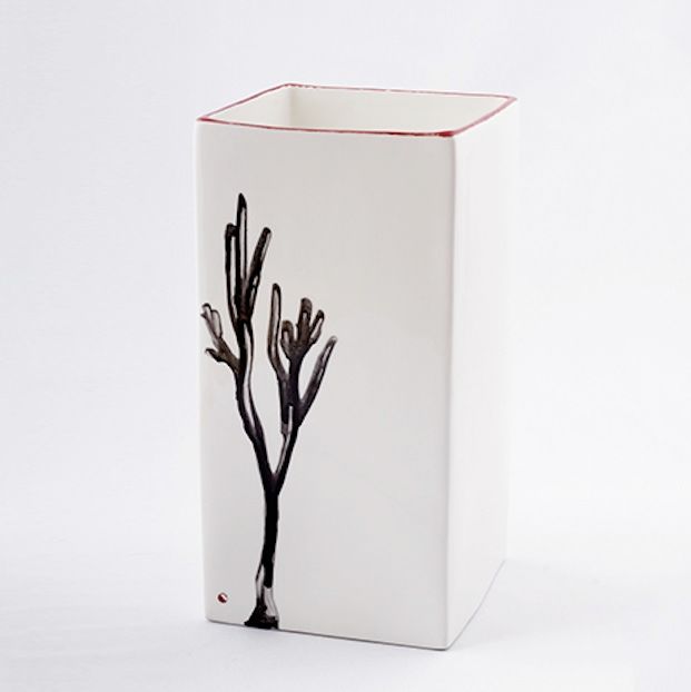 Design getiteld "Vase carré en porce…" door Muryel Tomme, Origineel Kunstwerk, Objecten