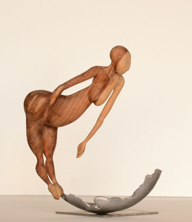 Скульптура под названием "Lucie" - Marmar, Подлинное произведение искусства, Дерево