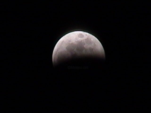 Photographie intitulée "eclipse lunaire" par Moncef, Œuvre d'art originale