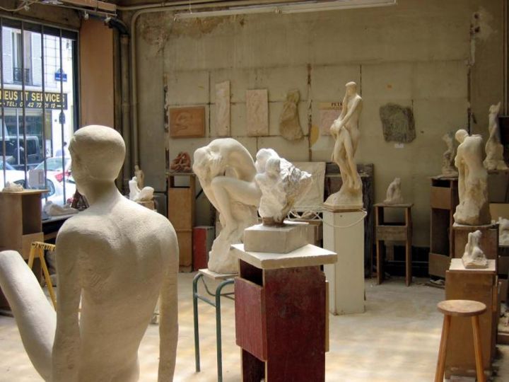 Sculpture titled "Vue d'ensemble de l…" by Sculpteur Petrus, Original Artwork, Stone